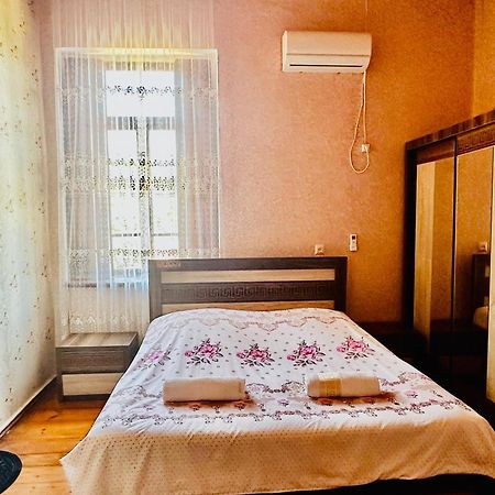 Guesthouse Kamelia Martvili Buitenkant foto