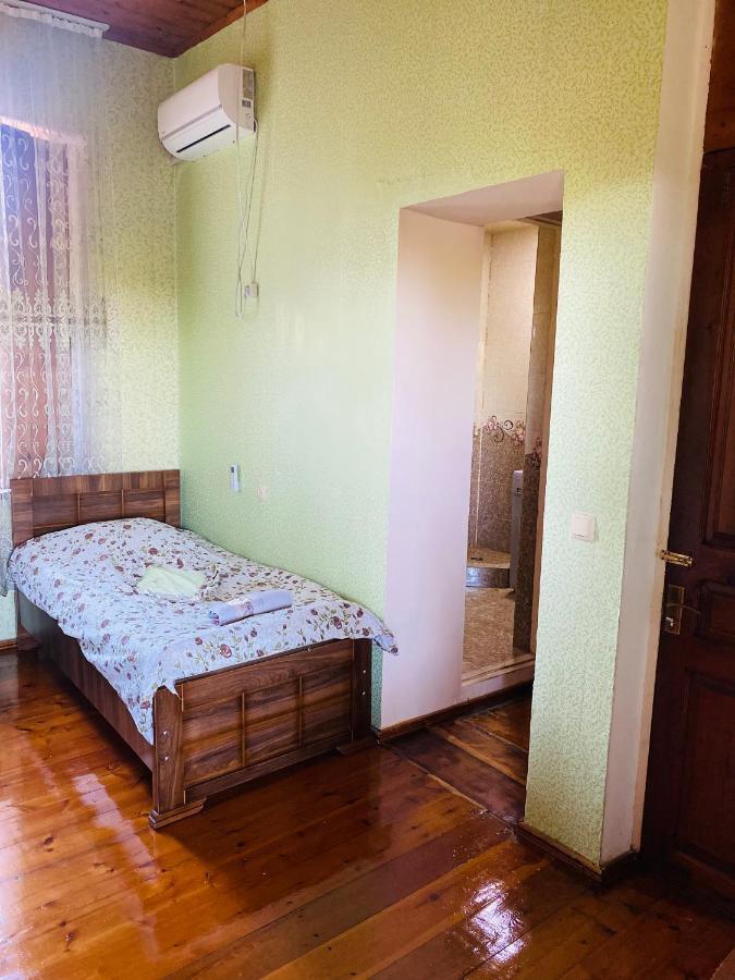 Guesthouse Kamelia Martvili Buitenkant foto